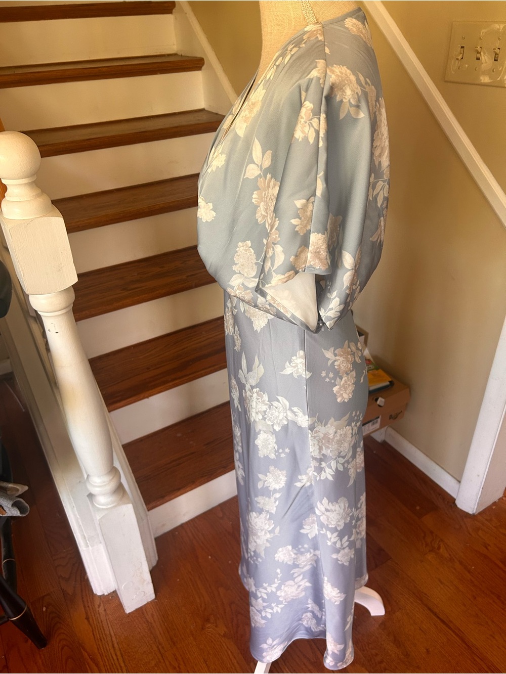 BHLDN Leila Blue Floral Maxi Dress 4 Deep V Flutter Sleeve Bridal Guest Shower - Picture 6 of 16